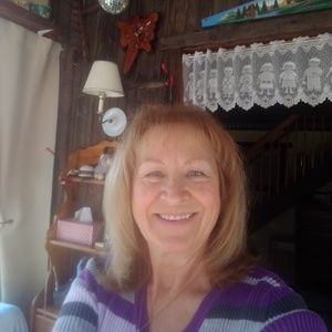 Meet your Posher, Georgia